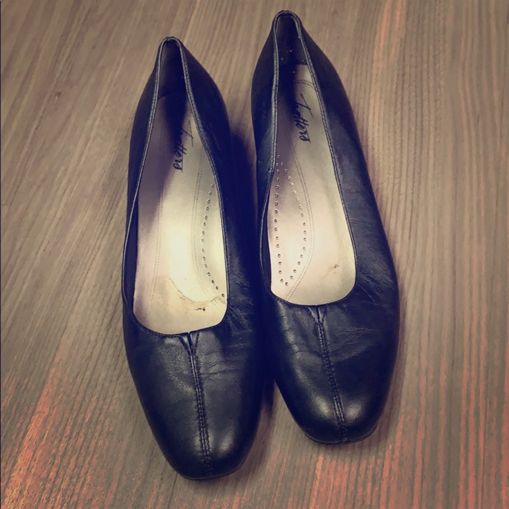 Black pleather heel